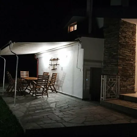 Holiday home Nirvana House *