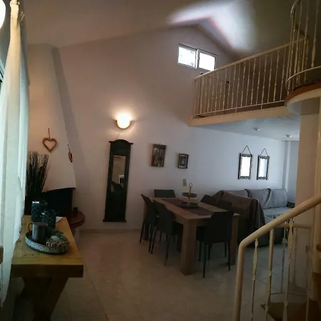 Nirvana House Sani (Chalkidiki)