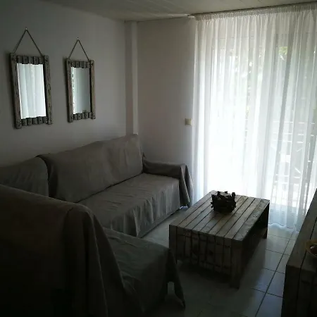Holiday home Nirvana House *