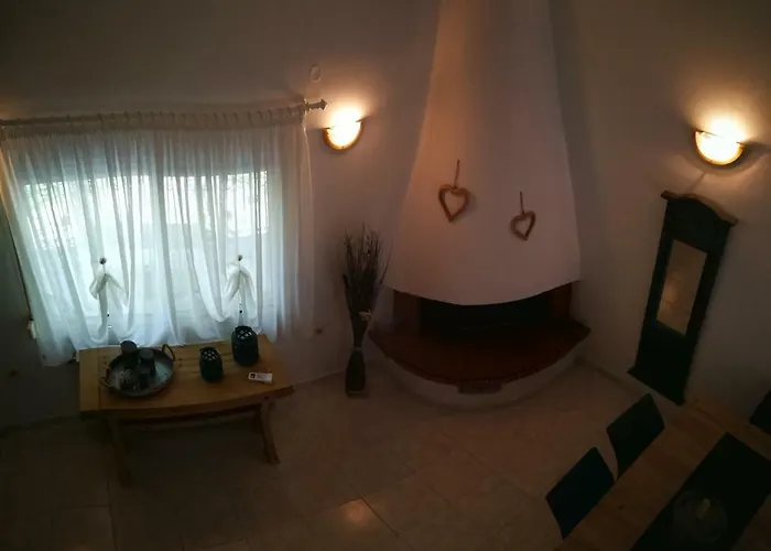 Holiday home Nirvana House *