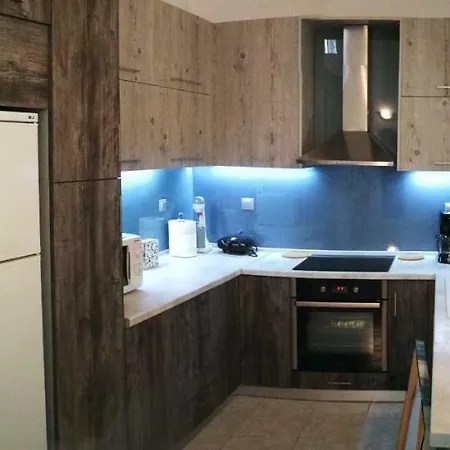 Nirvana House بيت للعطل