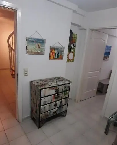 Nirvana House Case de vacanță